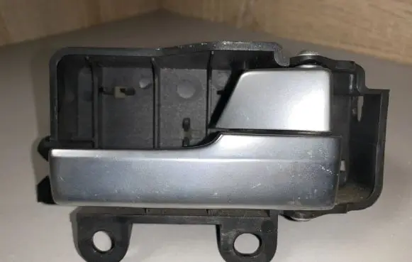Ford Focus Rear door interior handle R22600 8M51 3M51