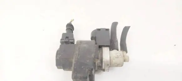 Nissan Primera Turbo solenoid valve 8200270451 72190356