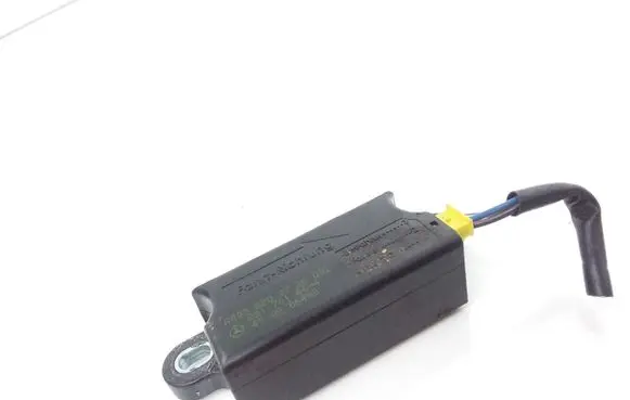 Mercedes-Benz E W211 Airbag deployment crash/impact sensor A0038200726