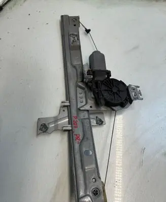 Peugeot 207 Front door electric window regulator 9681182280S