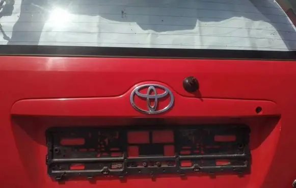 Toyota Corolla E120 E130 Trunk door license plate light bar 
