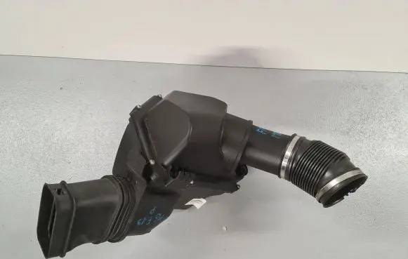 Intake resonator