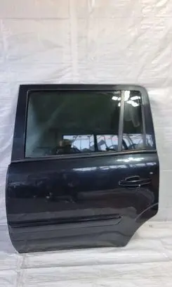 Opel Zafira B Rear door