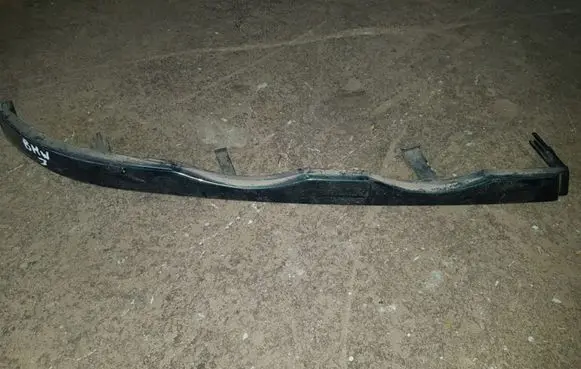 BMW 3 E46 Under headlight/headlamp trim 8208482