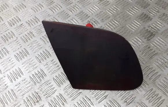Volkswagen PASSAT B6 Tailgate rear/tail lights