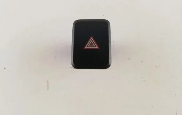 Toyota Auris E180 Hazard light switch 8433202180 KL1979