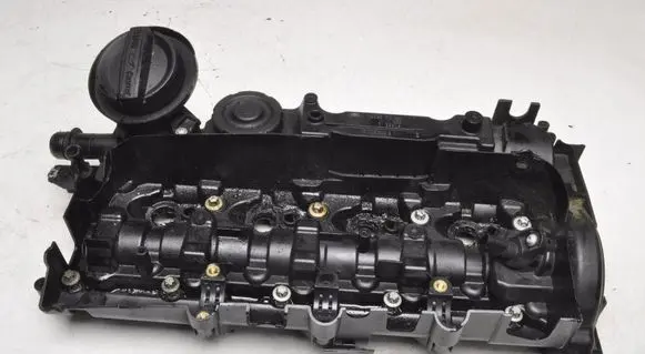 BMW X1 E84 Rocker cam cover 8570829