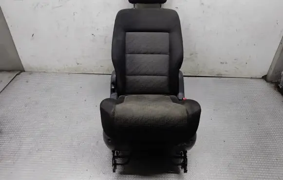 Ford Galaxy Rear seat 123456789B