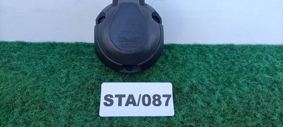 Mitsubishi Pajero Tow bar electric socket 