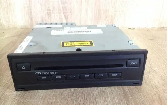 Audi A6 S6 C6 4F CD/DVD changer 4E0035110A
