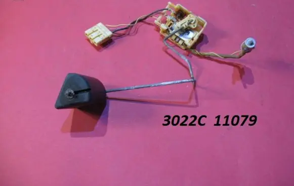 Mitsubishi Galant Fuel level sensor 3022C 11079