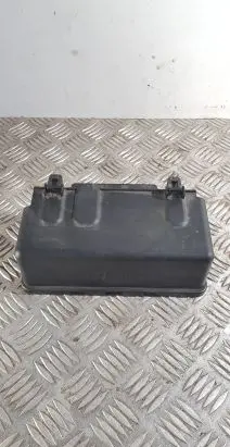 Volvo V40 Fuse box cover 30659177