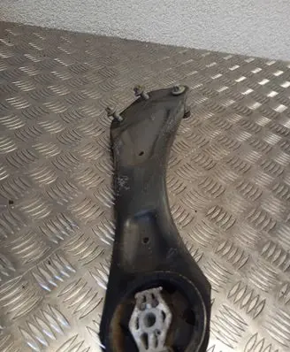 Rear upper control arm/wishbone