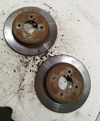 Suzuki Swift II Rear brake disc