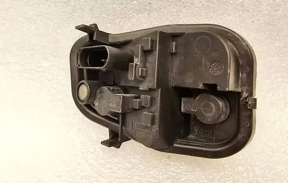 Audi A6 S6 C6 4F Tail light bulb cover holder 89033806 89037046