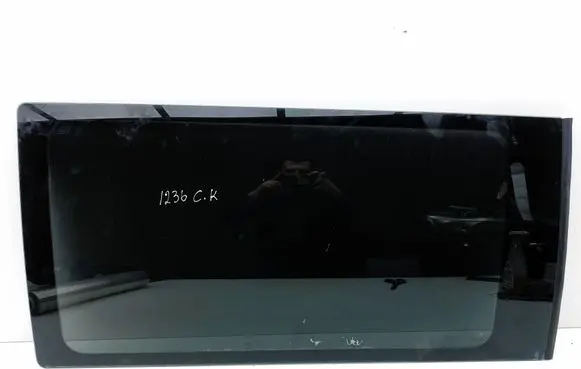 Mercedes-Benz Vito Viano W639 Rear side window