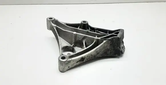 BMW 1 F20 F21 Engine mounting bracket 6788611 22116788611
