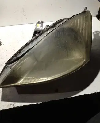 Ford Focus Headlight/headlamp