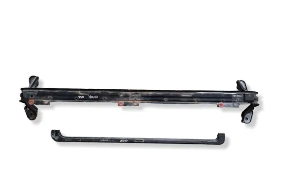 Volvo V50 Radiator support slam panel bracket 30671117 4N5H8A297KF