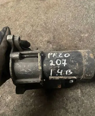 Peugeot 206 Starter motor D6RA572