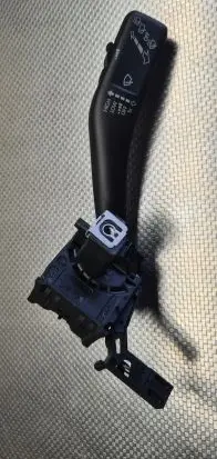 Volkswagen PASSAT B6 Wiper control stalk 1K0953519H