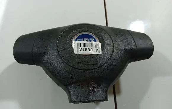 Steering wheel airbag