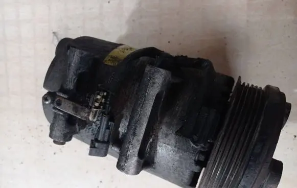 Ford Focus Air conditioning (A/C) compressor (pump)