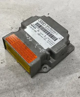 Audi A3 S3 8P Airbag control unit/module 8P0959655C 85001666