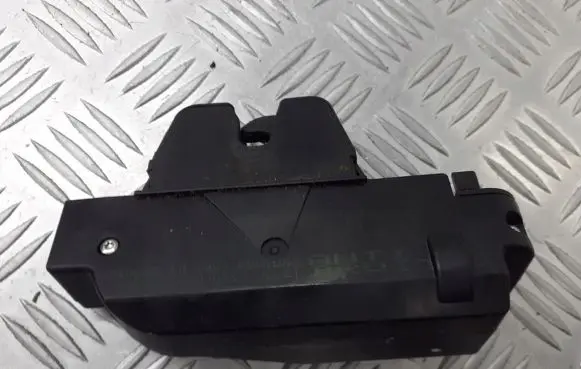 Citroen C4 I Tailgate exterior lock 9652301980