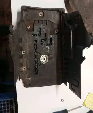 Volvo V60 Battery tray 31299867