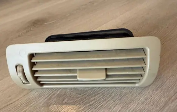 Mercedes-Benz R W251 Dashboard side air vent grill/cover trim A2518300954 2518300954