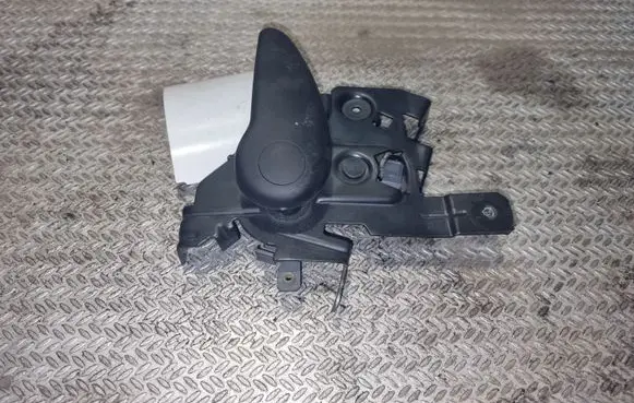 Opel Vivaro Sliding door lock 8200004828
