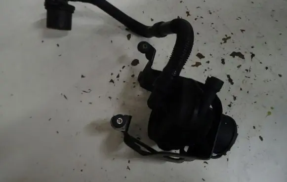 Porsche Cayenne (9PA) Secondary air pump 7L0900279