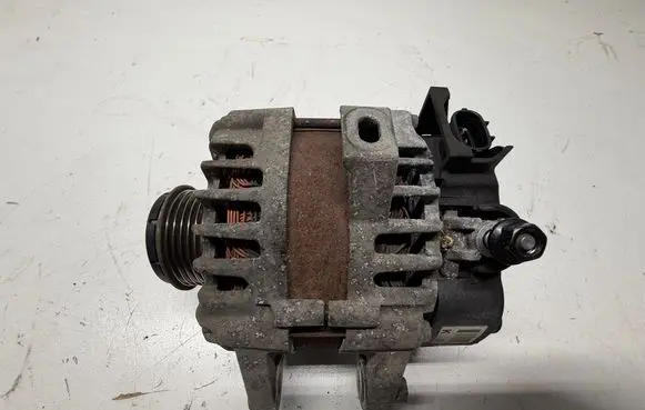 KIA Rio Generator/alternator 3730003BA5