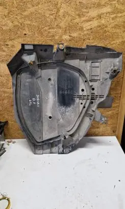 Rear underbody cover/under tray
