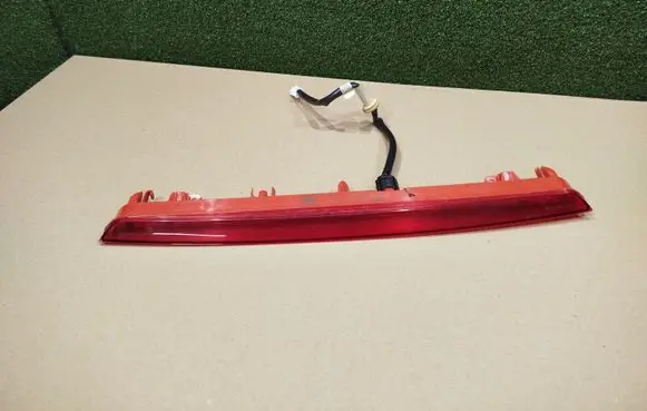 Renault Koleos II Third/center stoplight 265900752R 90181201