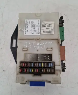 Ford Focus Fuse module 7G9T14A073DC LTQF01125TP 3659AF01125TP