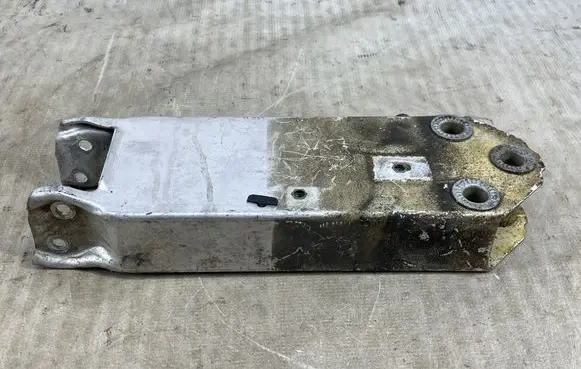 BMW 7 F01 F02 F03 F04 Front bumper shock/impact absorber 