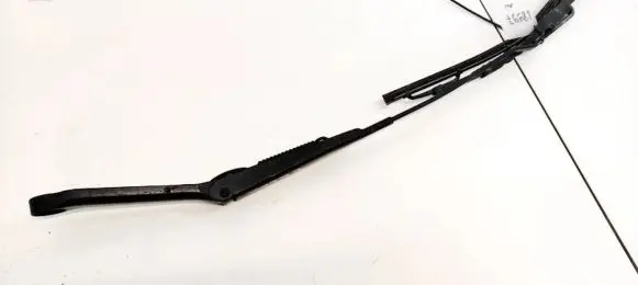 Opel Astra G Front wiper blade arm 90559554