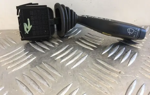 Opel Zafira A Wiper control stalk 090243395501 090481242501 090243394501