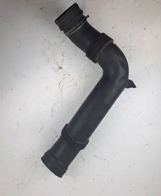 Audi A3 S3 8P Air intake hose/pipe 1K0129618AJ