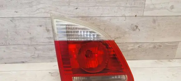 BMW 5 E60 E61 Tailgate rear/tail lights 7165829 27880104 6925893