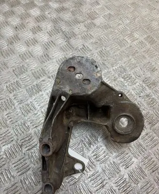 Audi A6 S6 C6 4F Engine mounting bracket 4F0199351E