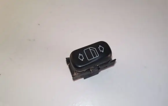 Mercedes-Benz E W210 Electric window control switch 2108200510