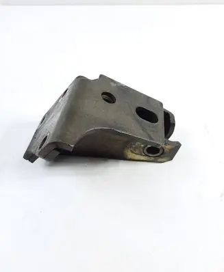Fiat Tipo Engine mounting bracket