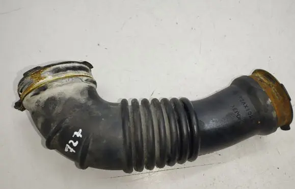 Mazda CX-7 Air intake hose/pipe R2AX13221