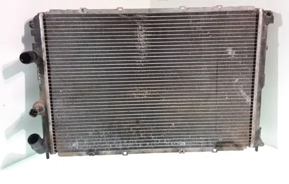 Renault Scenic I Coolant radiator 7700838133E