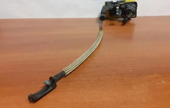 Volvo S60 Coupe door lock (next to the handle) 9055 8650545