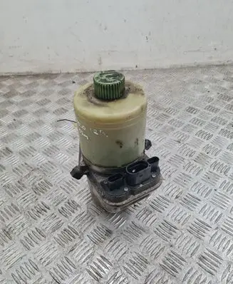 Volkswagen Polo Power steering pump 6Q0423156M