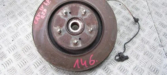 Honda CR-V Front wheel hub spindle knuckle